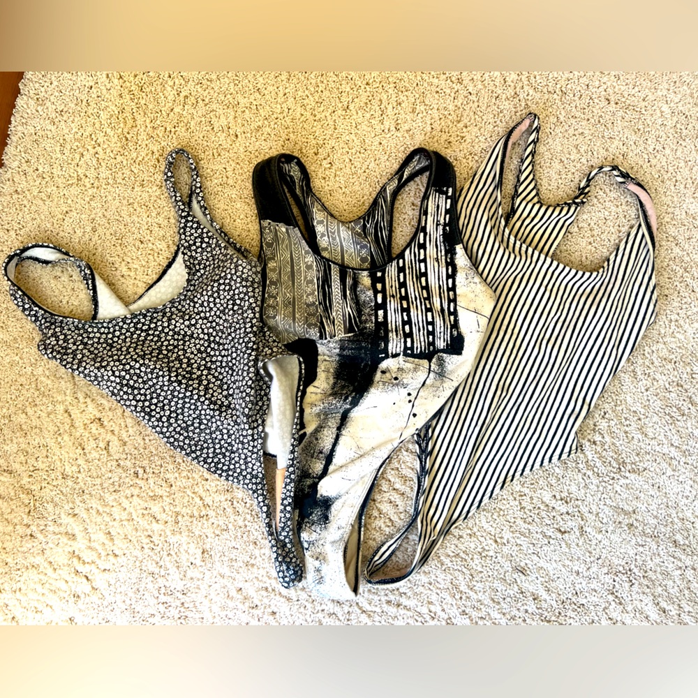 Stylish Women's Black and White Bodysuit Set